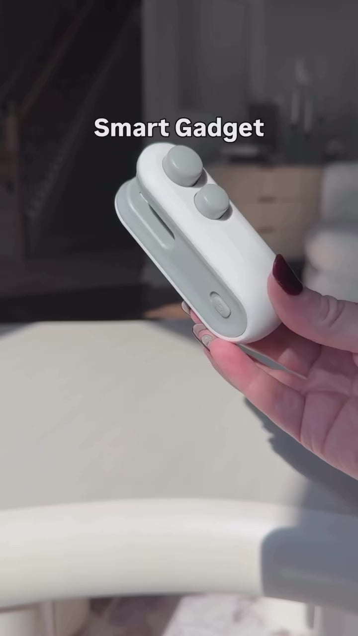 SealFresh™ Portable Mini Bag Sealer – Keep Food Fresh